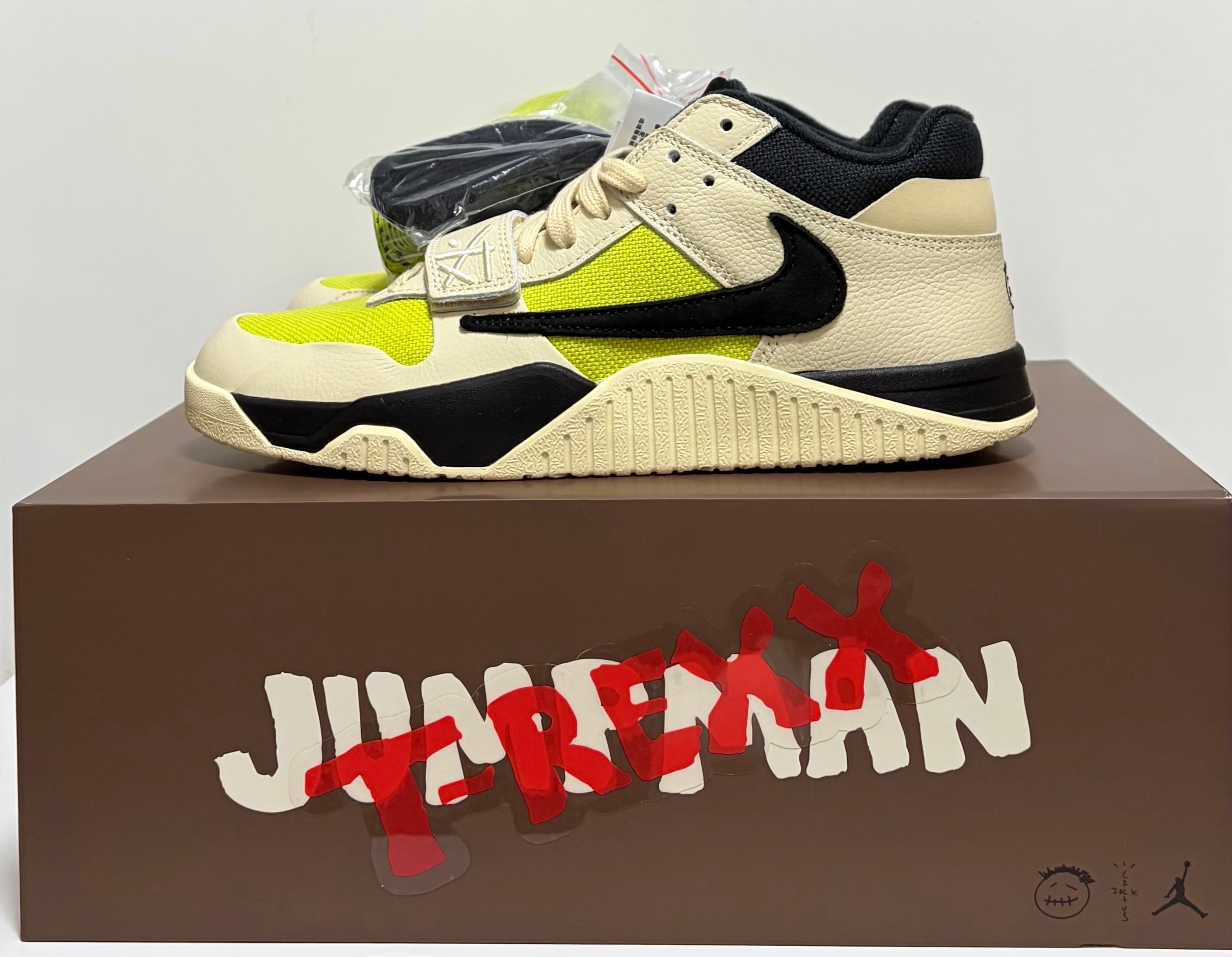 トラヴィススコット × ナイキ ジョーダン ジャンプマンジャック TR CJ1