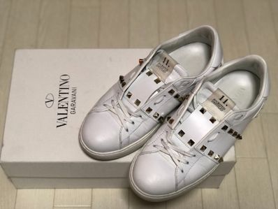 VALENTINO アンタイトル 39