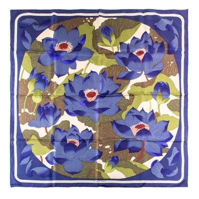 HERMES エルメス スカーフ カレ90 Fleurs de Lotus 蓮の花 シルク ネイビー マルチカラー【中古】