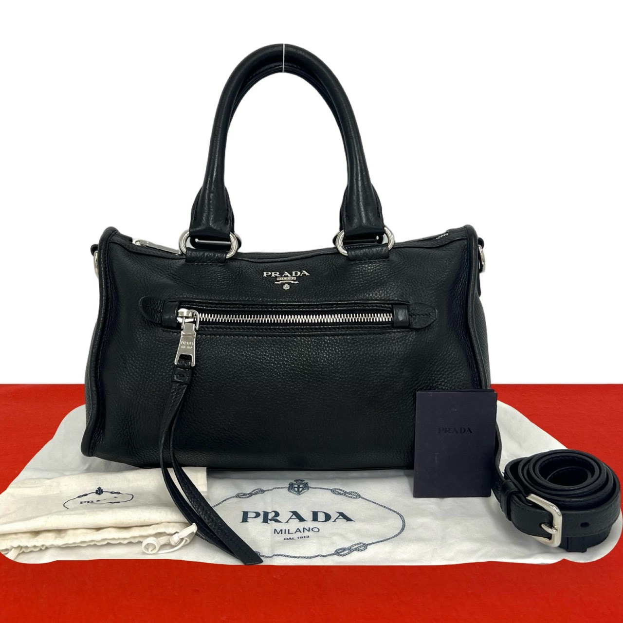 PRADA プラダ ロゴ 金具 レザー ショルダーバッグ ブラック
 59998