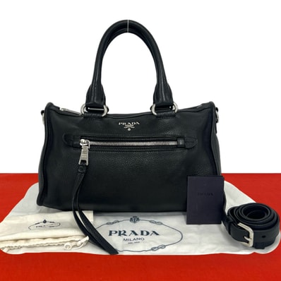 PRADA プラダ ロゴ 金具 レザー ショルダーバッグ ブラック
59998