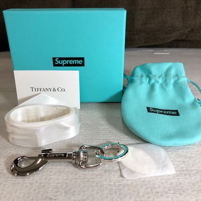Supreme / Tiffany & Co. Return to Tiffany Oval Tag Keyring "Silver"