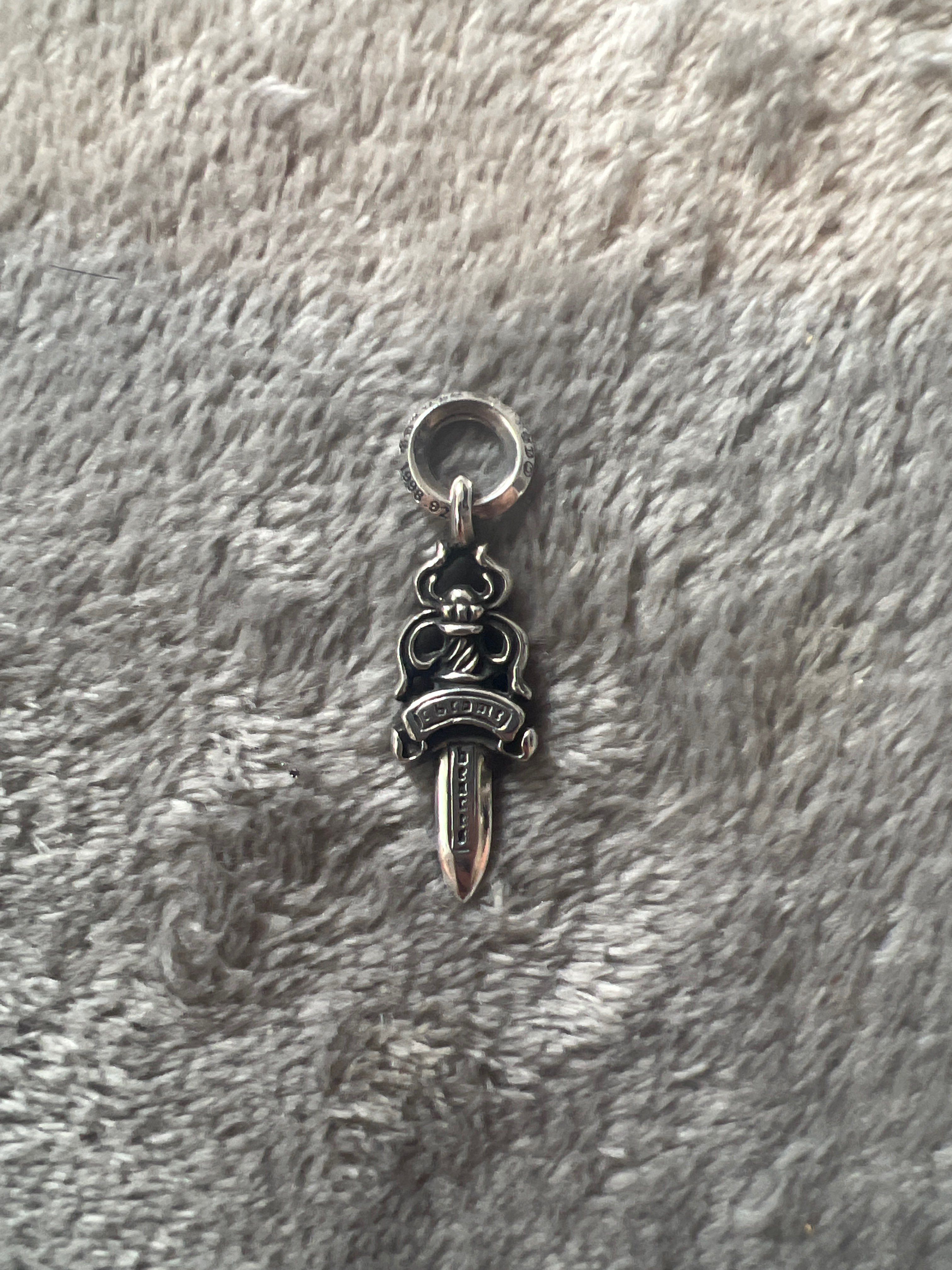 Chrome Hearts # 5 Dagger Charm "Silver"