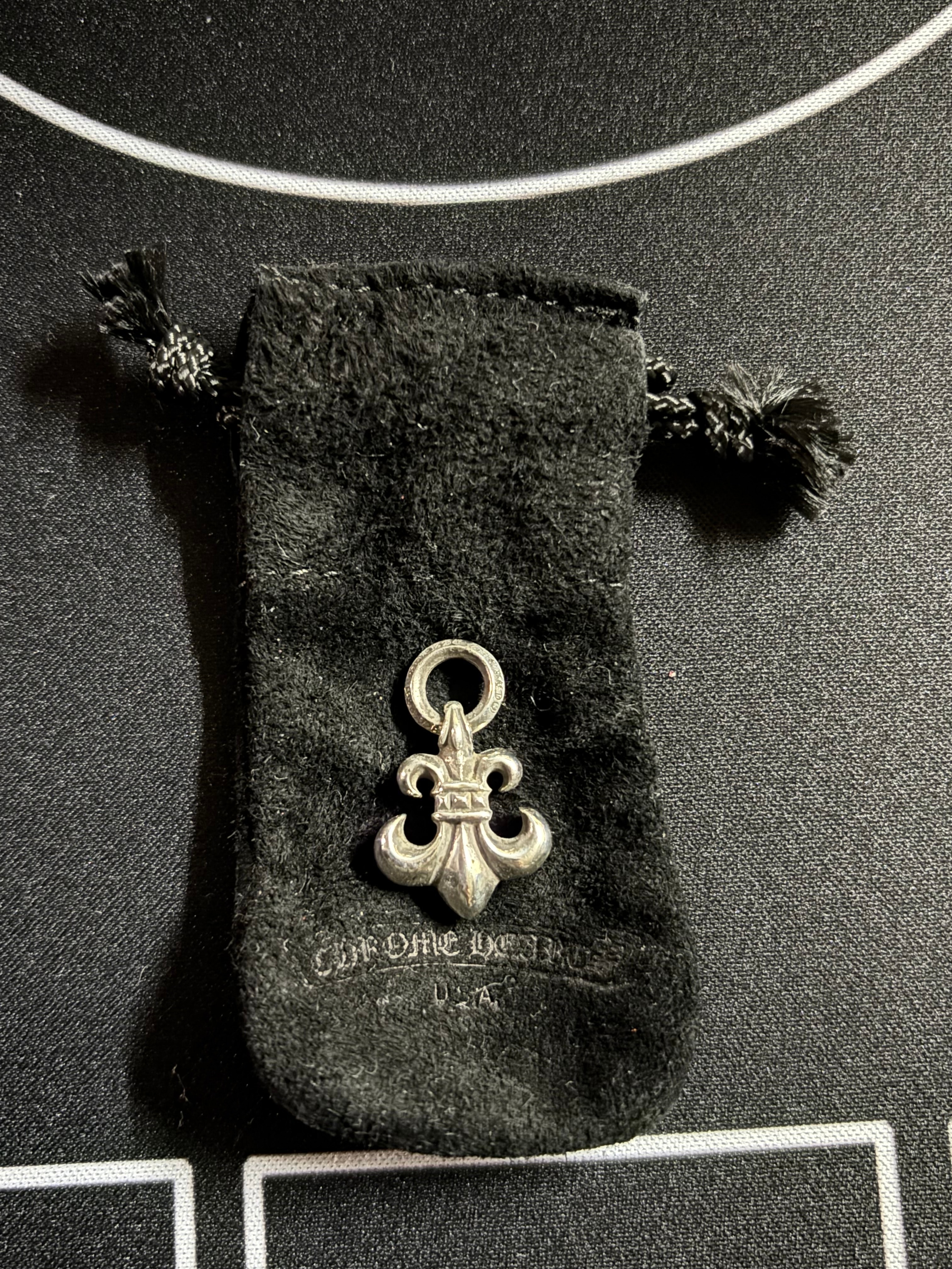 Chrome Hearts BS Fleur Charm "Silver"