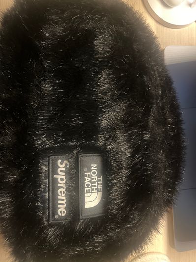 Supreme x The North Face Faux Fur Waist Bag "Black" NM82093I / NF0A5G87