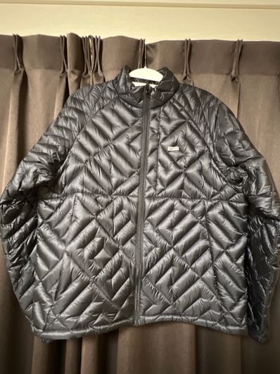 Supreme Spellout Quilted Lightweight Down Jacket "Black"