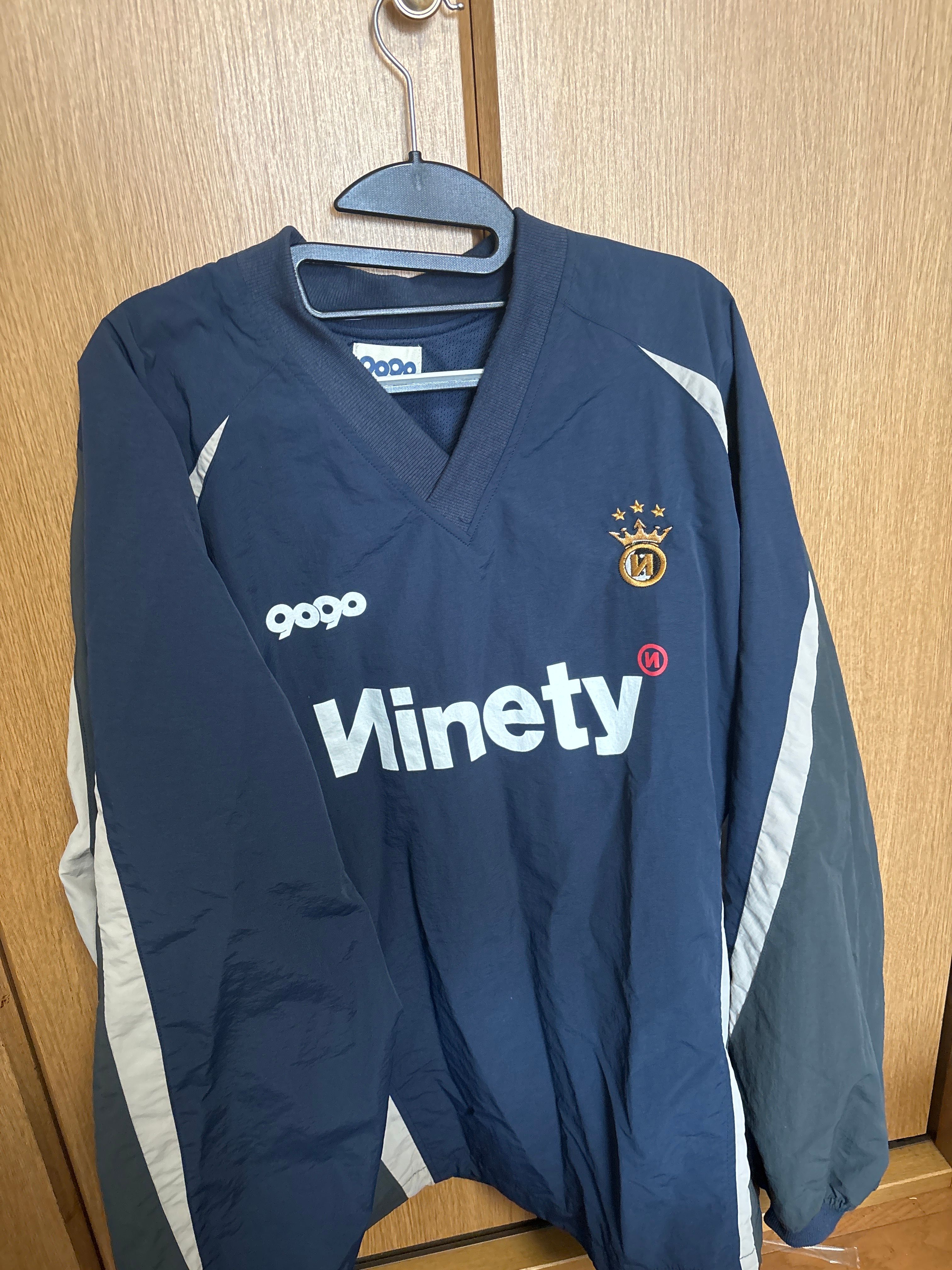 9090 Tech Nylon Pullover "Navy"