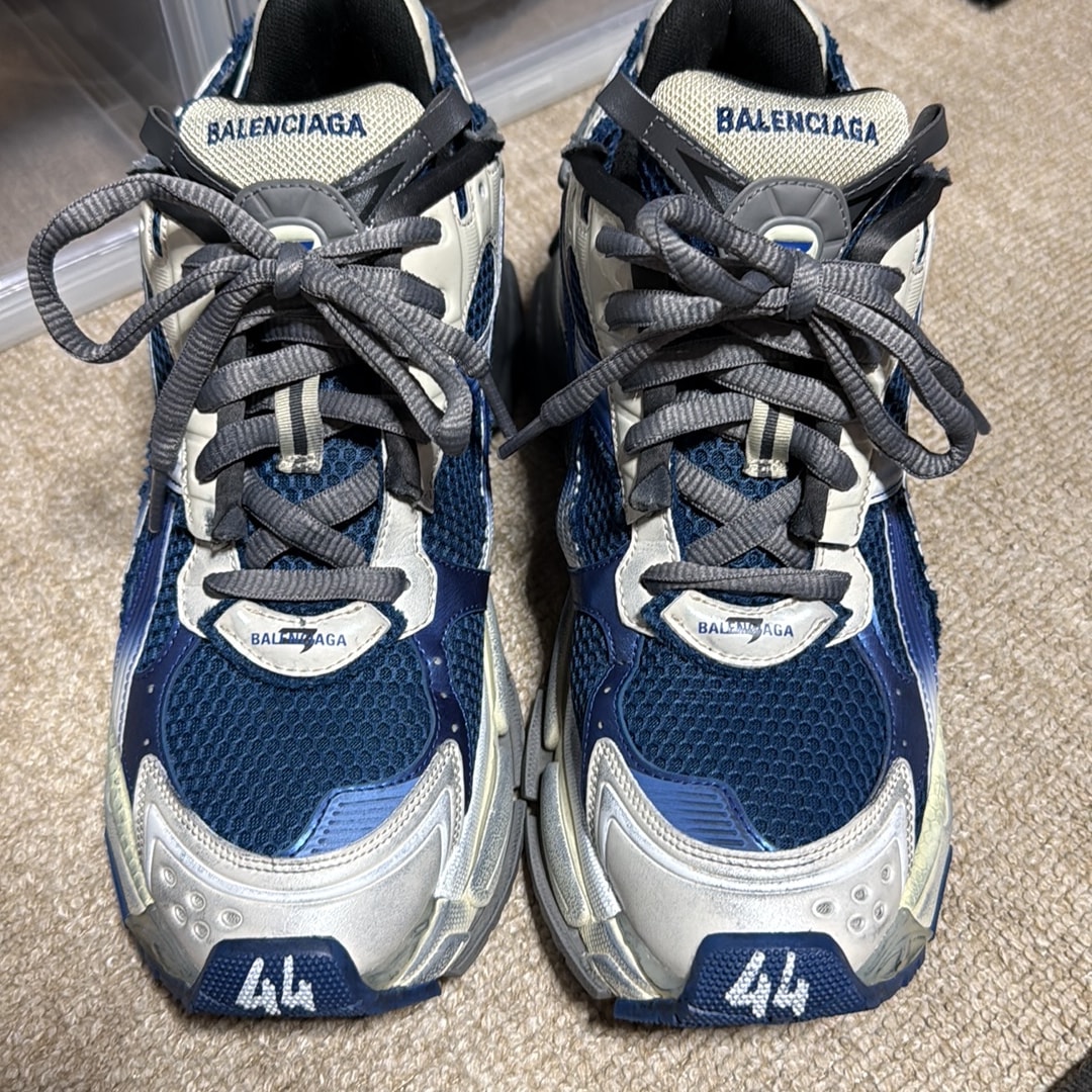 BALENCIAGA Runner Gradient Sneaker "Beige/Navy/Gray"