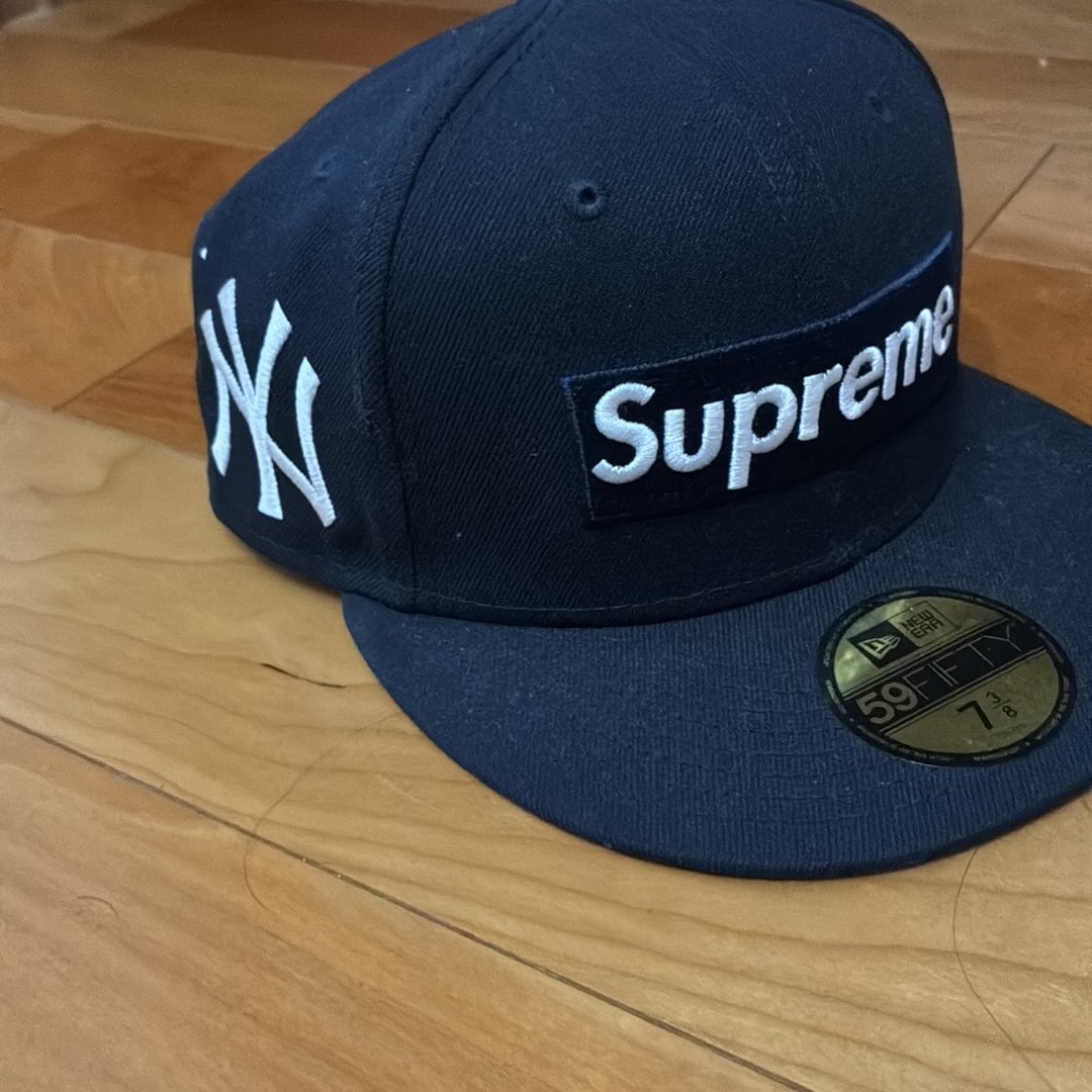 Supreme MLB Teams Box Logo New Era "Navy"