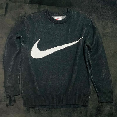 Supreme / Nike Swoosh Sweater "Black"