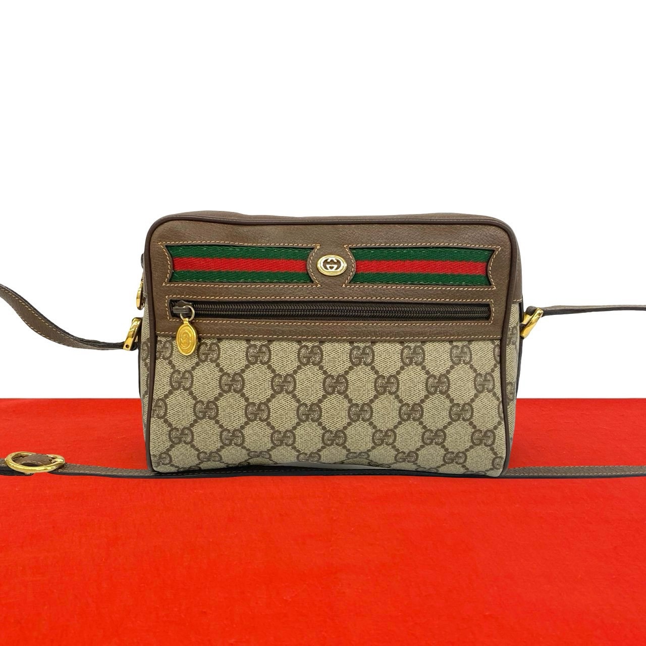 GUCCI グッチ シェリーライン GG 柄 ロゴ 金具 レザー PVC ショルダーバッグ ブラウン
 32095