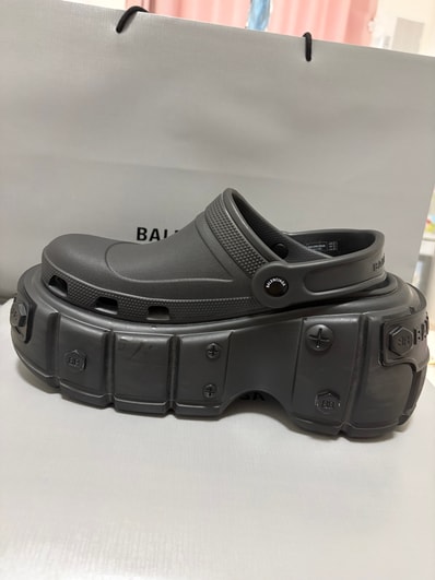 BALENCIAGA HardCrocs Mule in Rubber "Black"