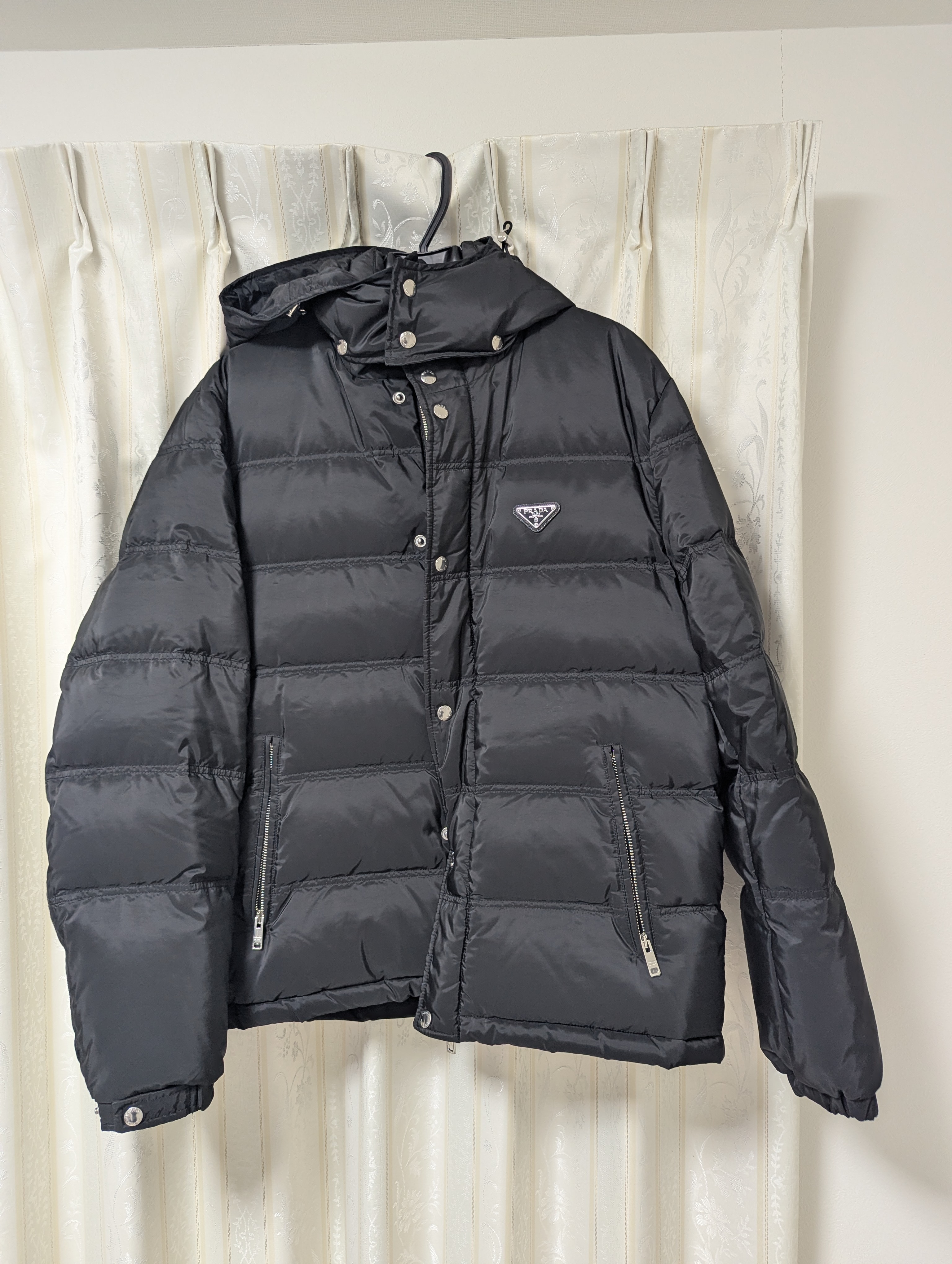 プラダ ダウンジャケット XL
