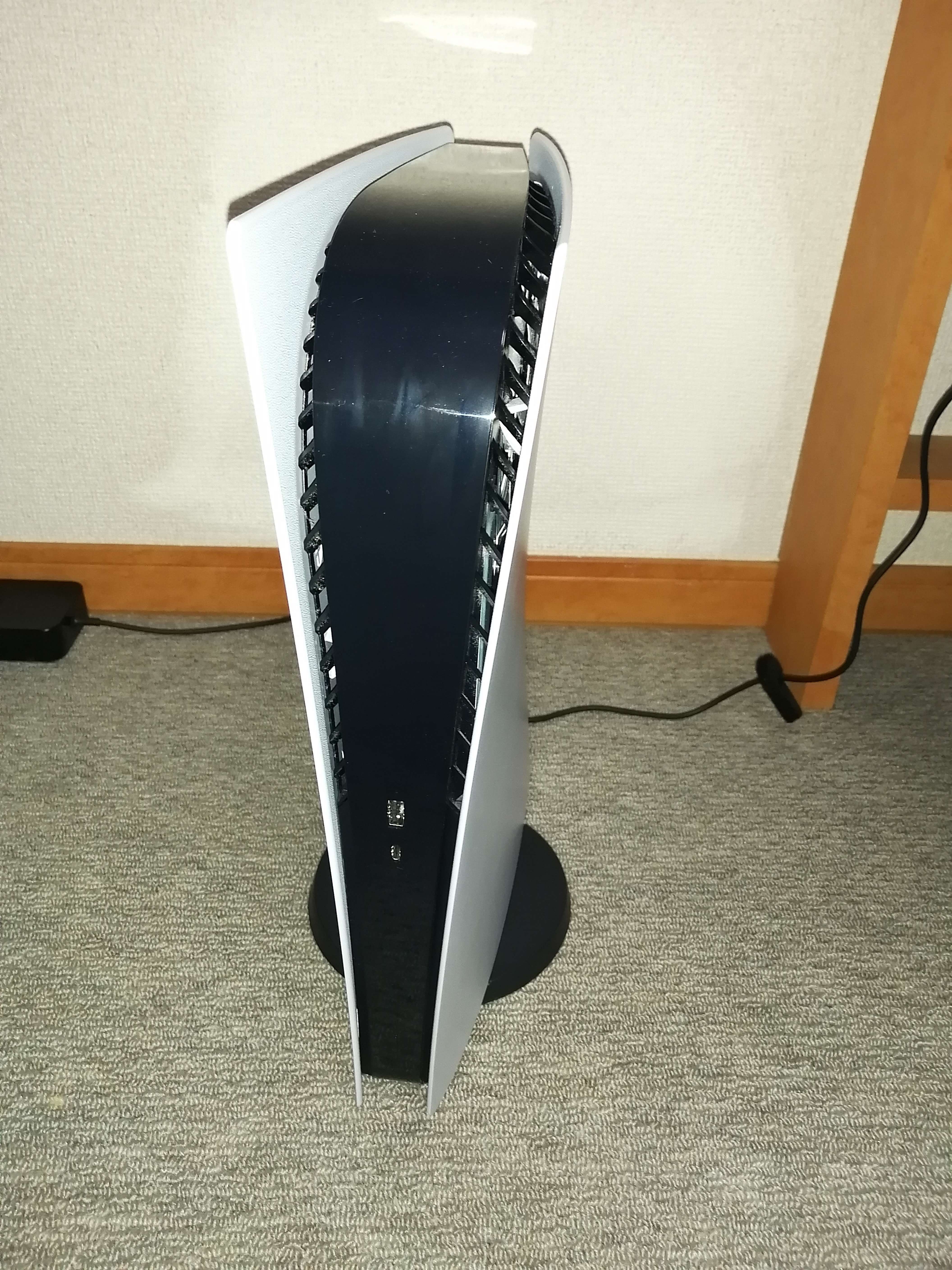 SONY PlayStation5 (PS5) Digital Edition CFI-1000B01 初期型