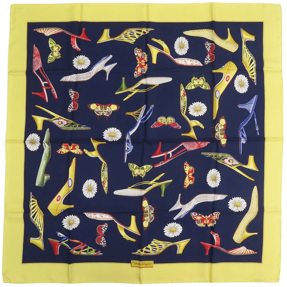 サルヴァトーレフェラガモ    靴柄  蝶 花 フラワー シルク