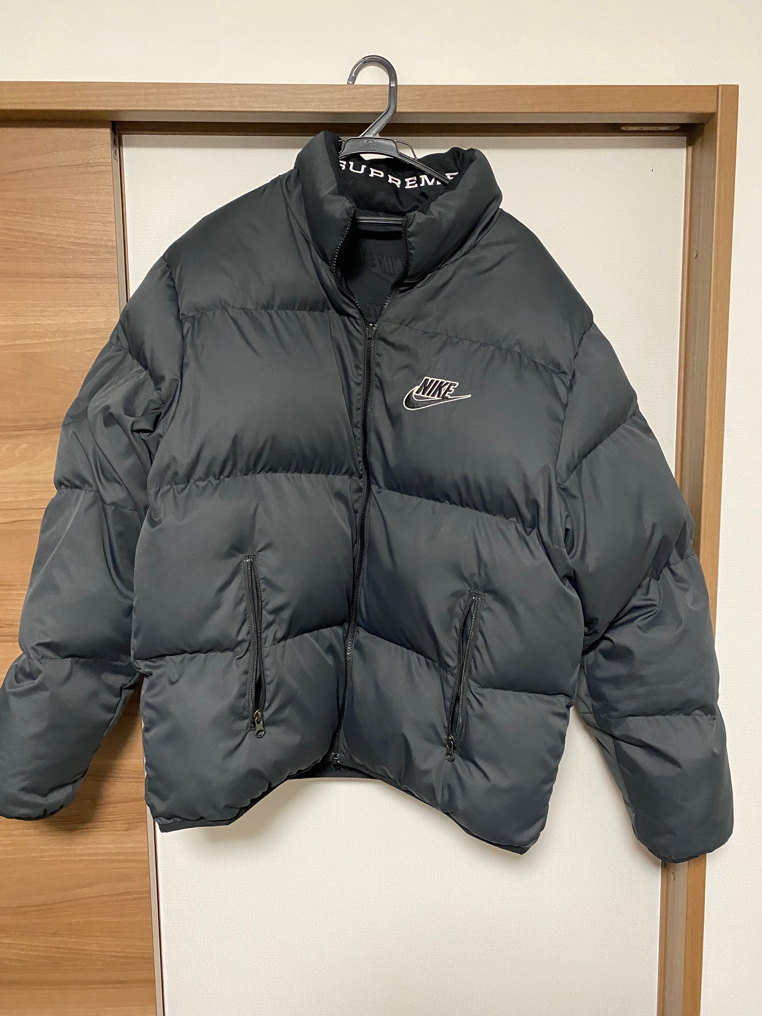 Supreme / Nike® Reversible Puffy Jacket "Black"