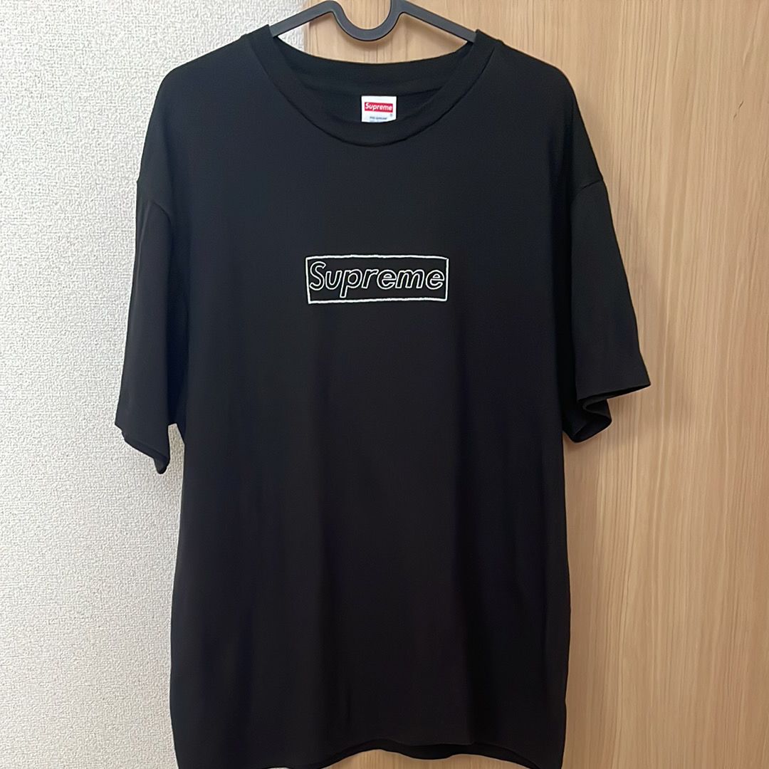 Supreme KAWS Chalk Logo Tee "Black"
