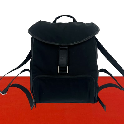 GUCCI グッチ ロゴ 刻印 ナイロン レザー リュックサック ブラック
17002