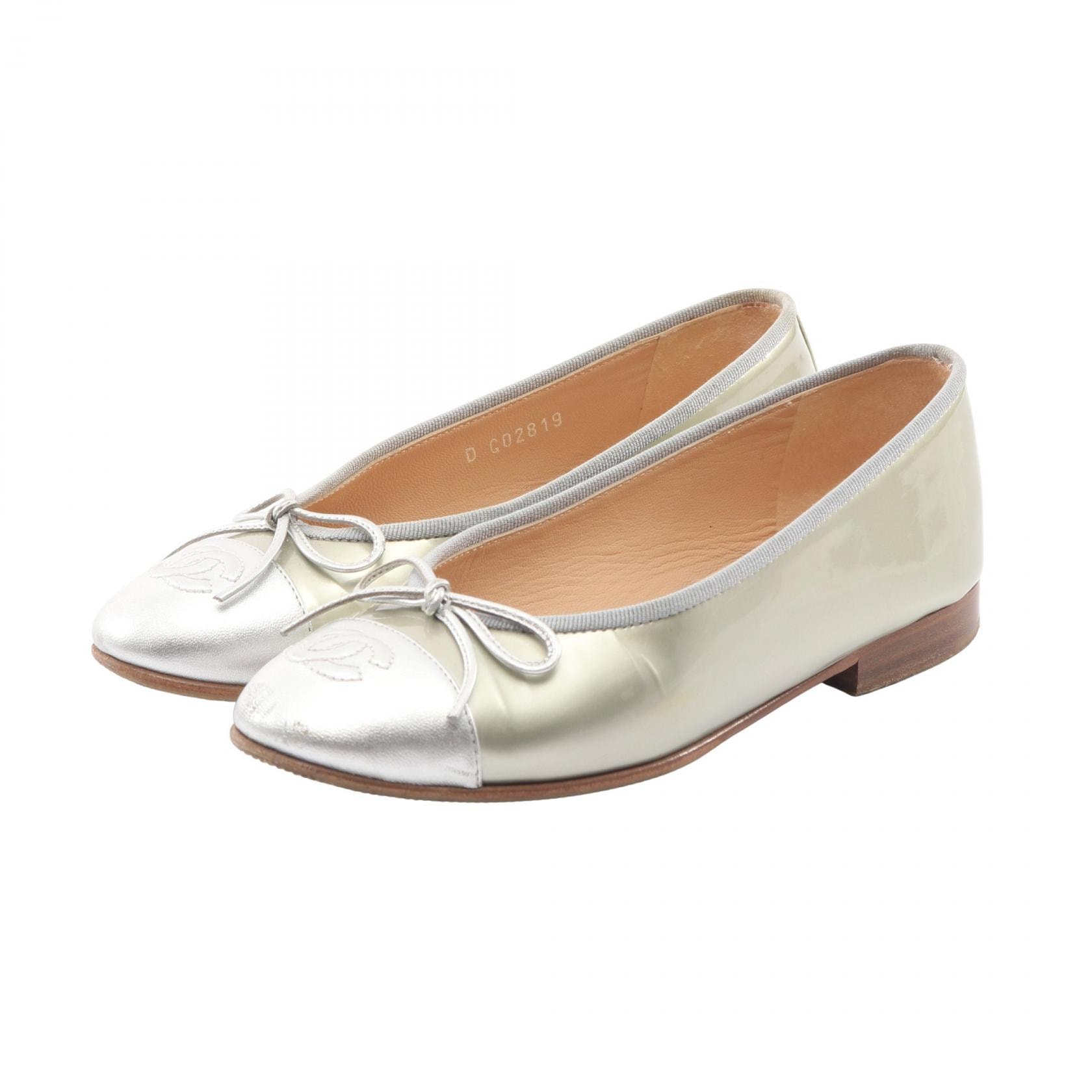 シャネル CHANEL BALLERINA バレリーナ パンプス 靴 パテントレザー レディース シルバー系 G02819 【中古】