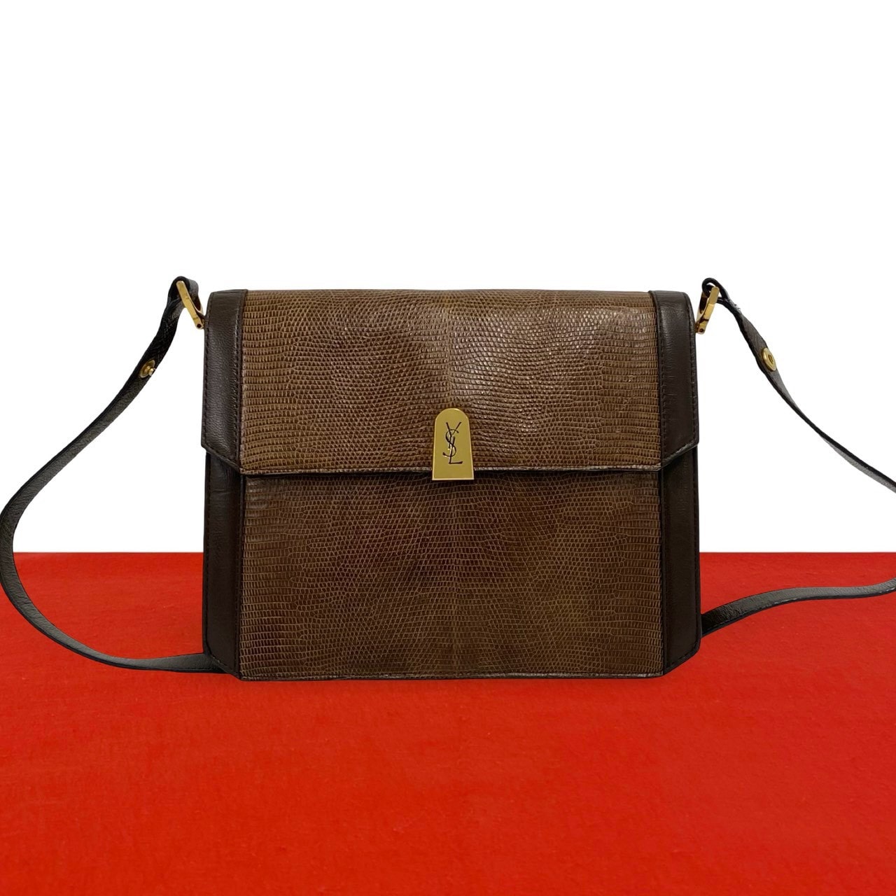YVES SAINT LAURENT イヴ・サンローラン YSL ロゴ 金具 レザー ショルダーバッグ ブラウン
24927