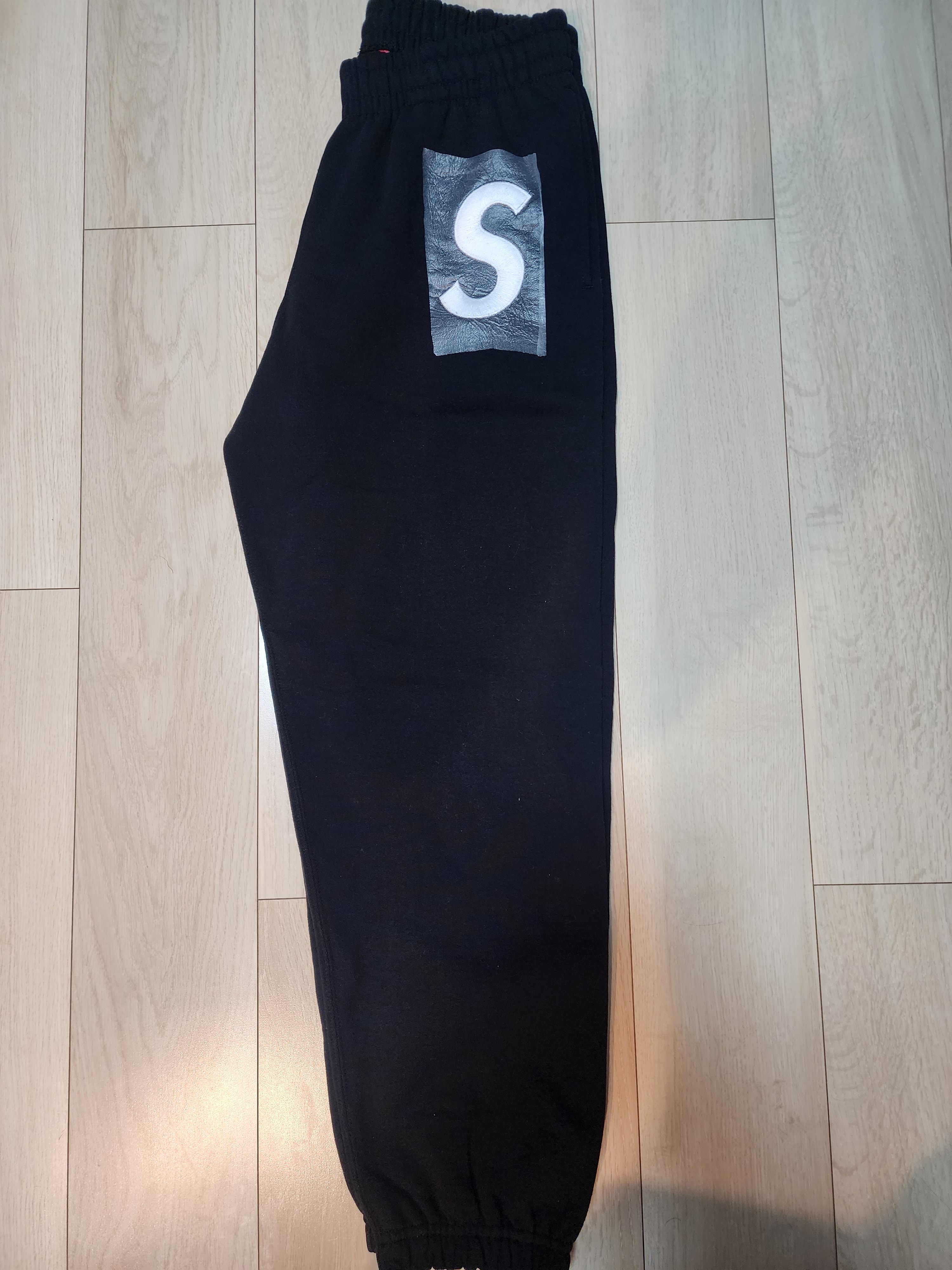 Supreme S Logo Sweatpant (25FW) 