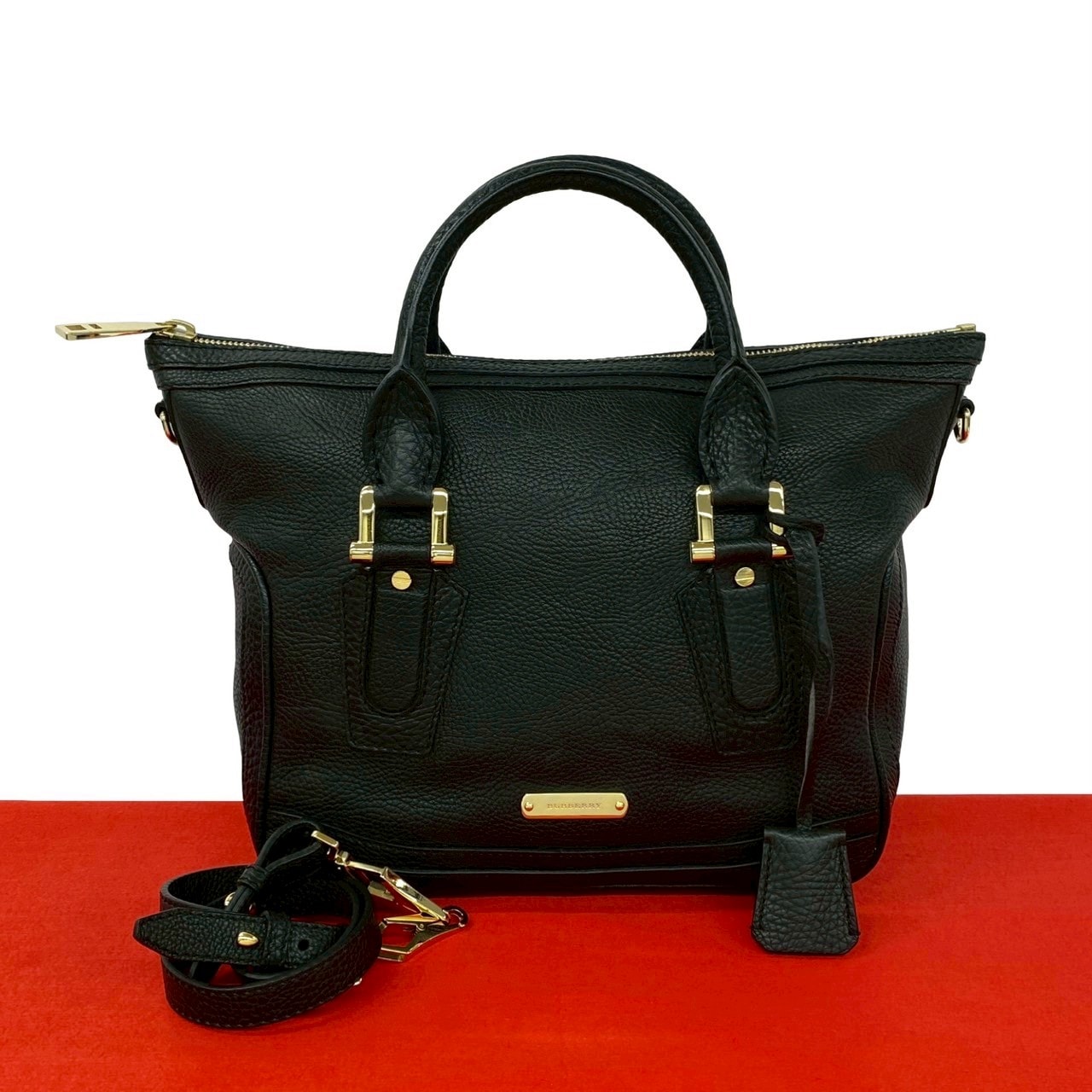 BURBERRY バーバリー ロゴ 金具 レザー ショルダーバッグ ブラック
22604