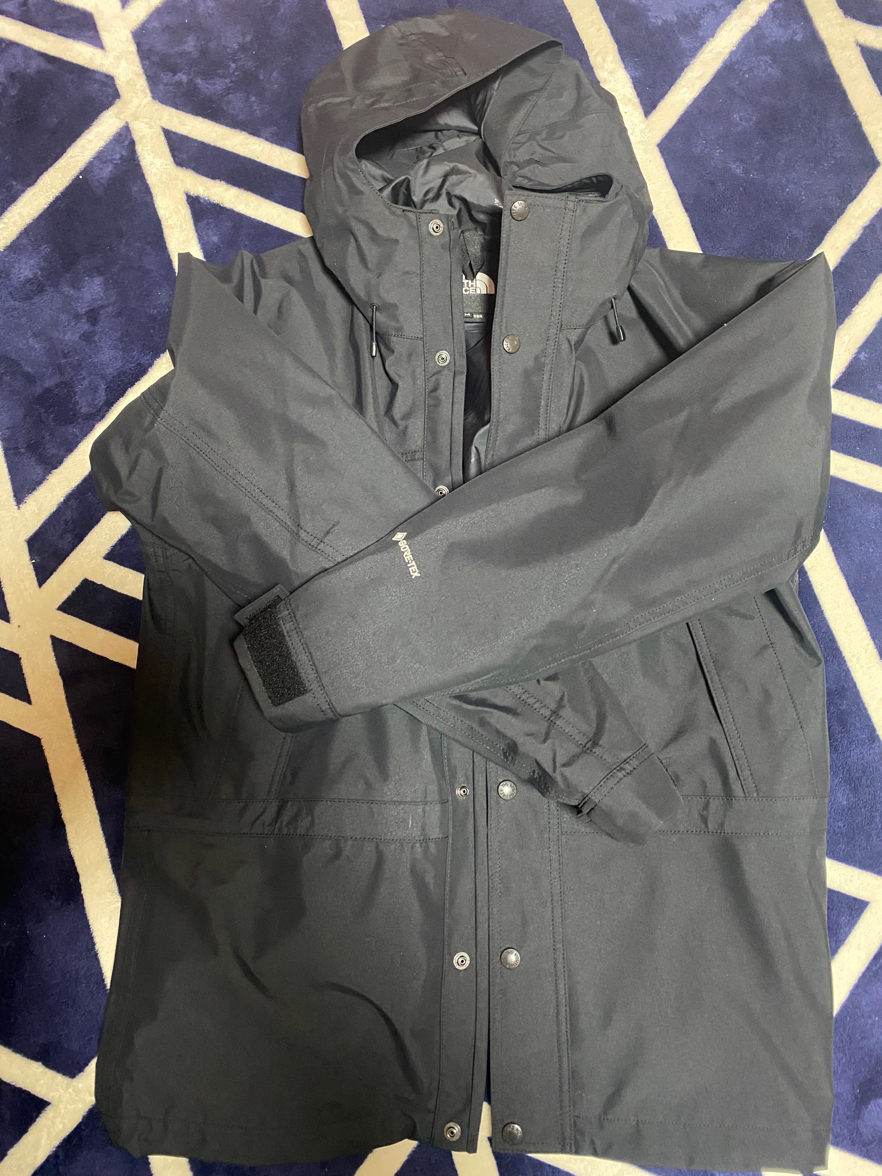 The North Face Mountain Light Jacket "Black"NP11834