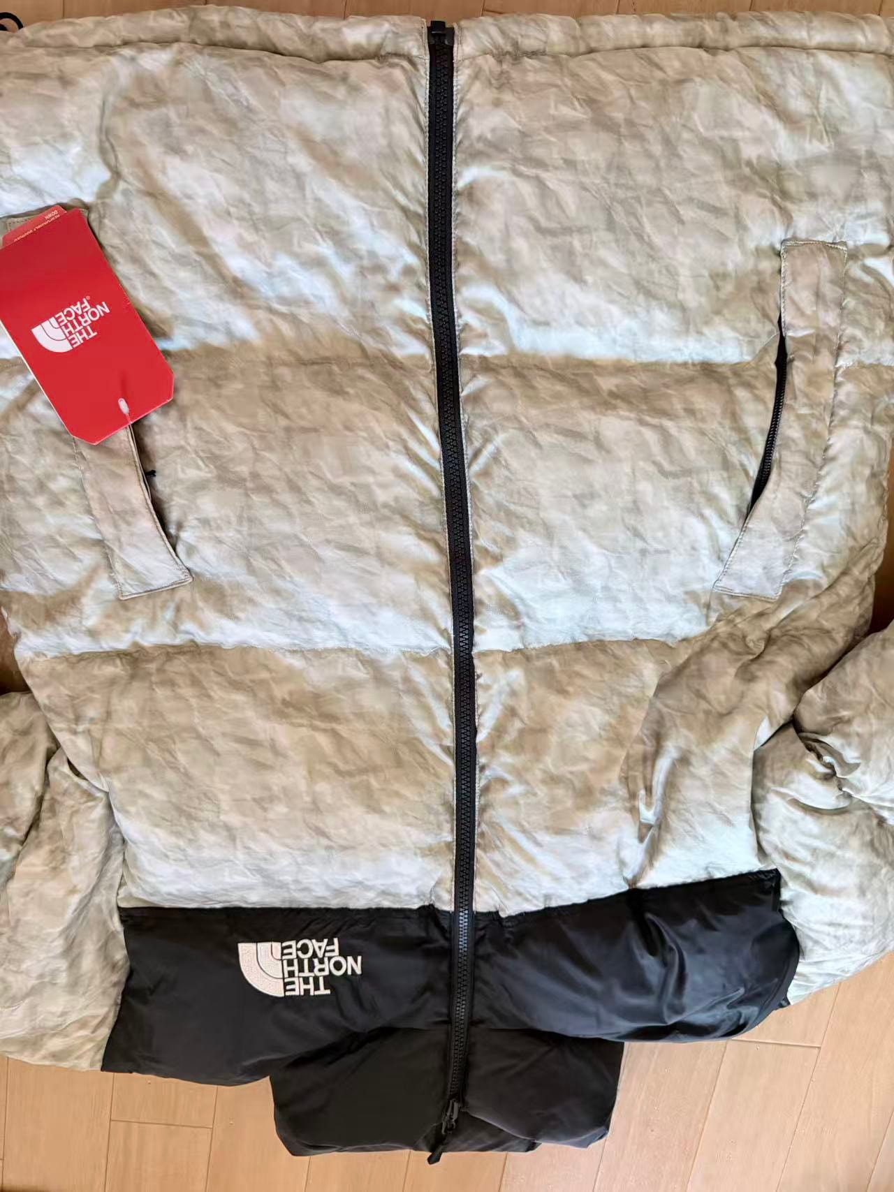 Supreme x The North Face Nuptse Jacket "White Paper Print"