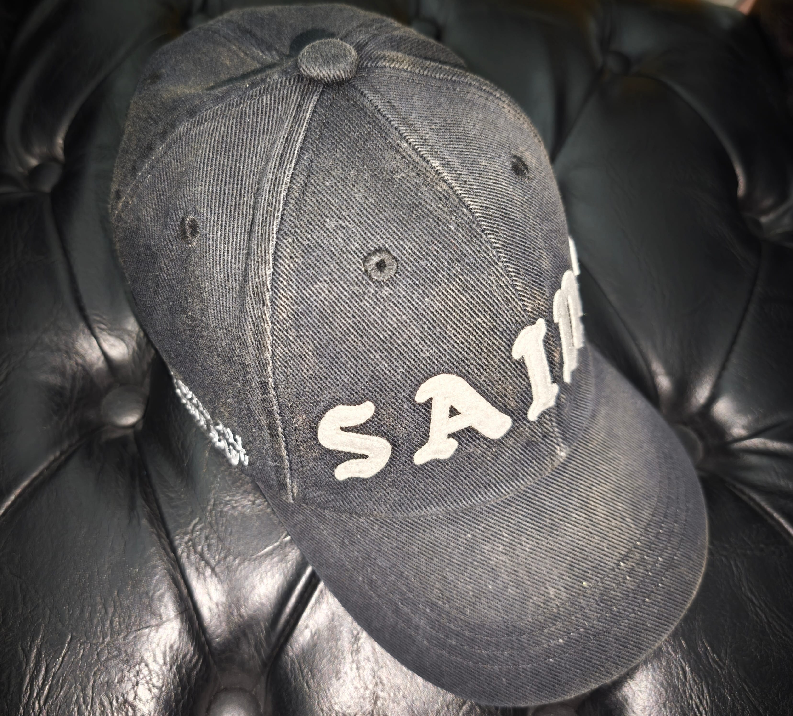 SAINT Mxxxxxx 6Panel Cap "Black" SM-HR8-0000-079