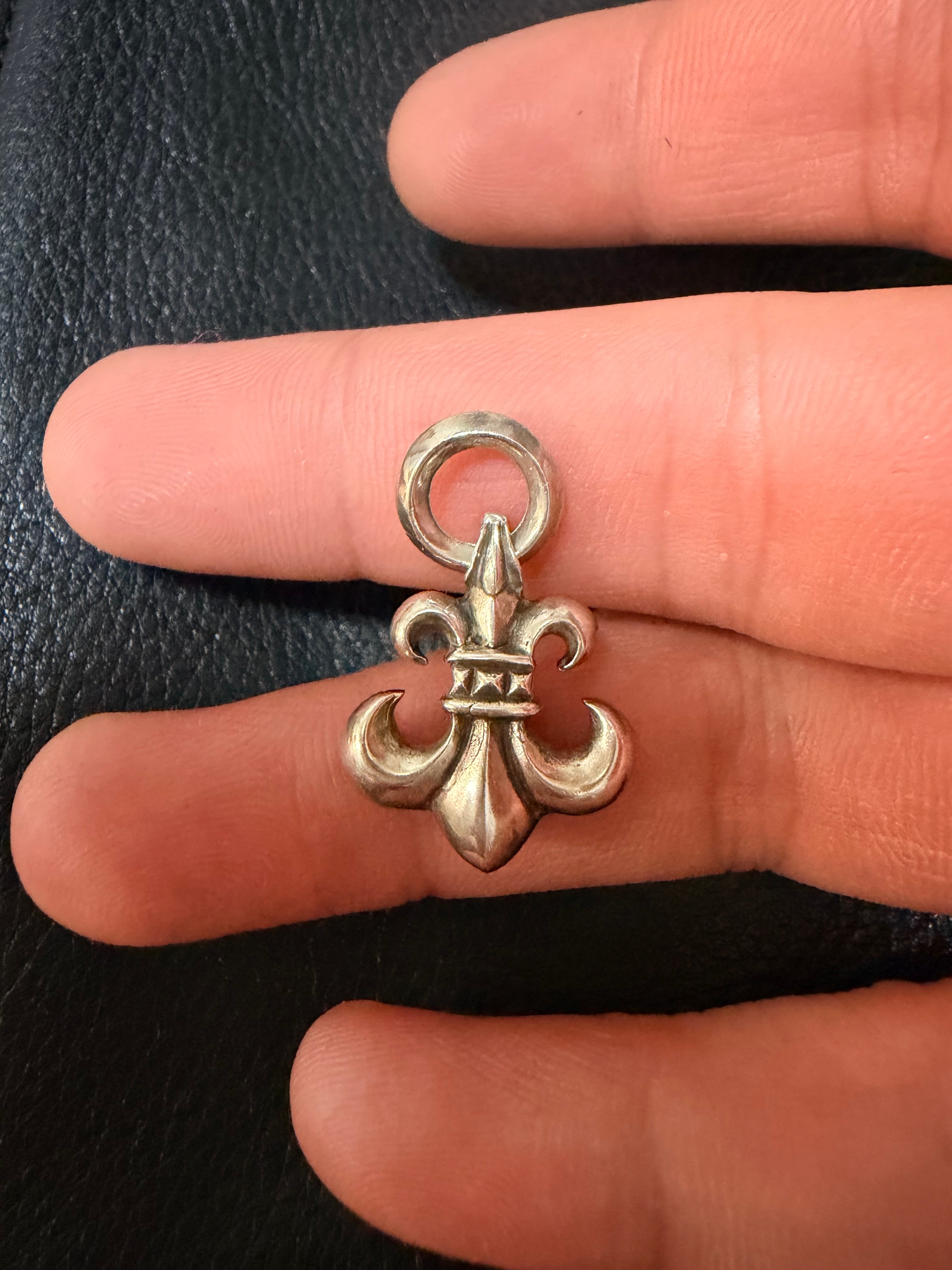 Chrome Hearts BS Fleur Charm "Silver"