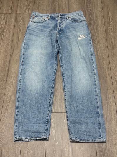 LEVI'S x Nike Baggy Jean "Light Indigo"