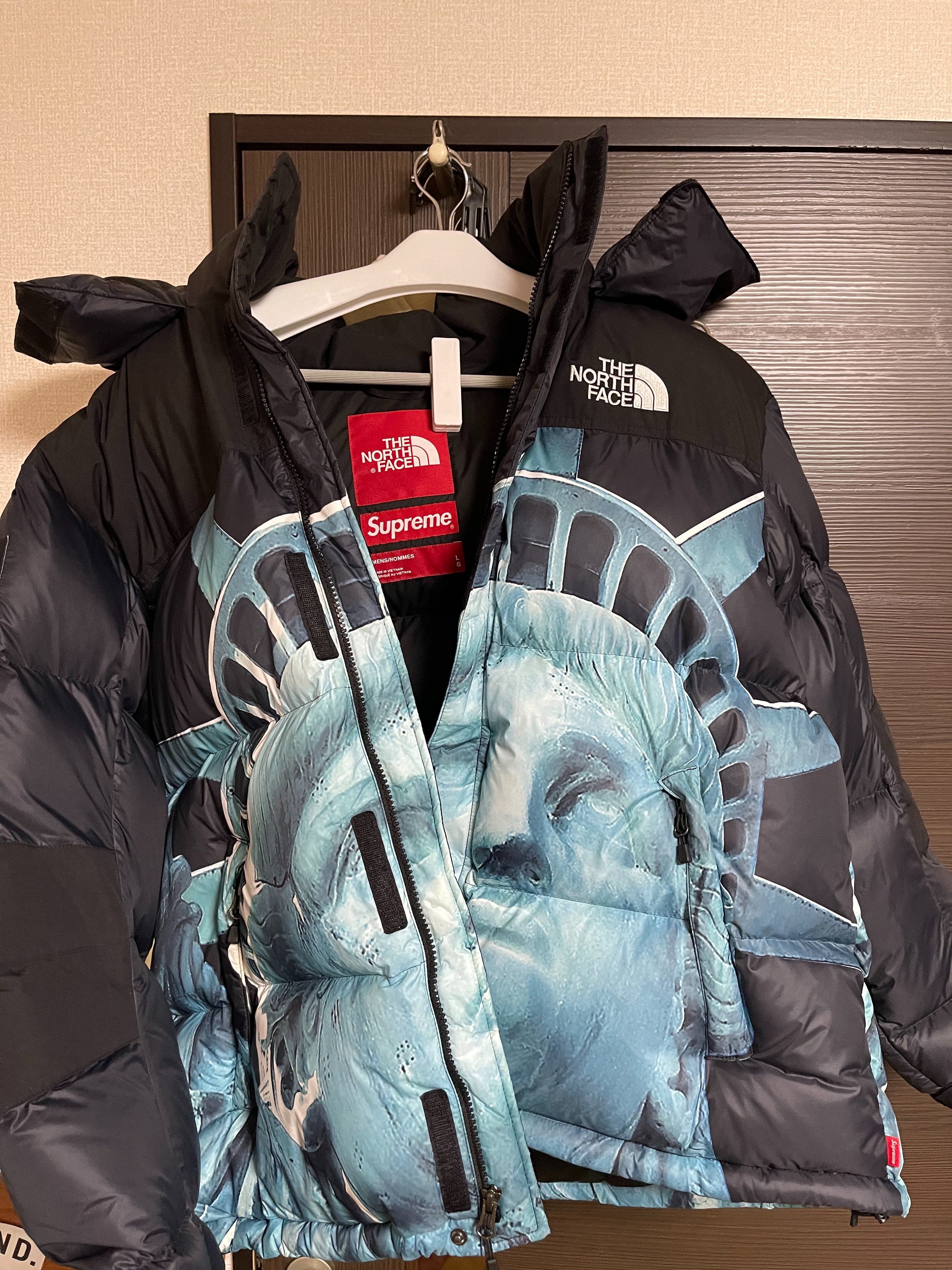 Supreme x The North Face Statue of Liberty Baltoro Jacket "Black"