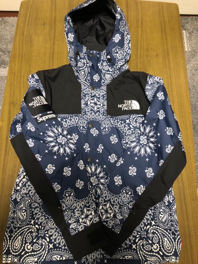 Supreme The North Face Bandana Mountain Parka "Navy"