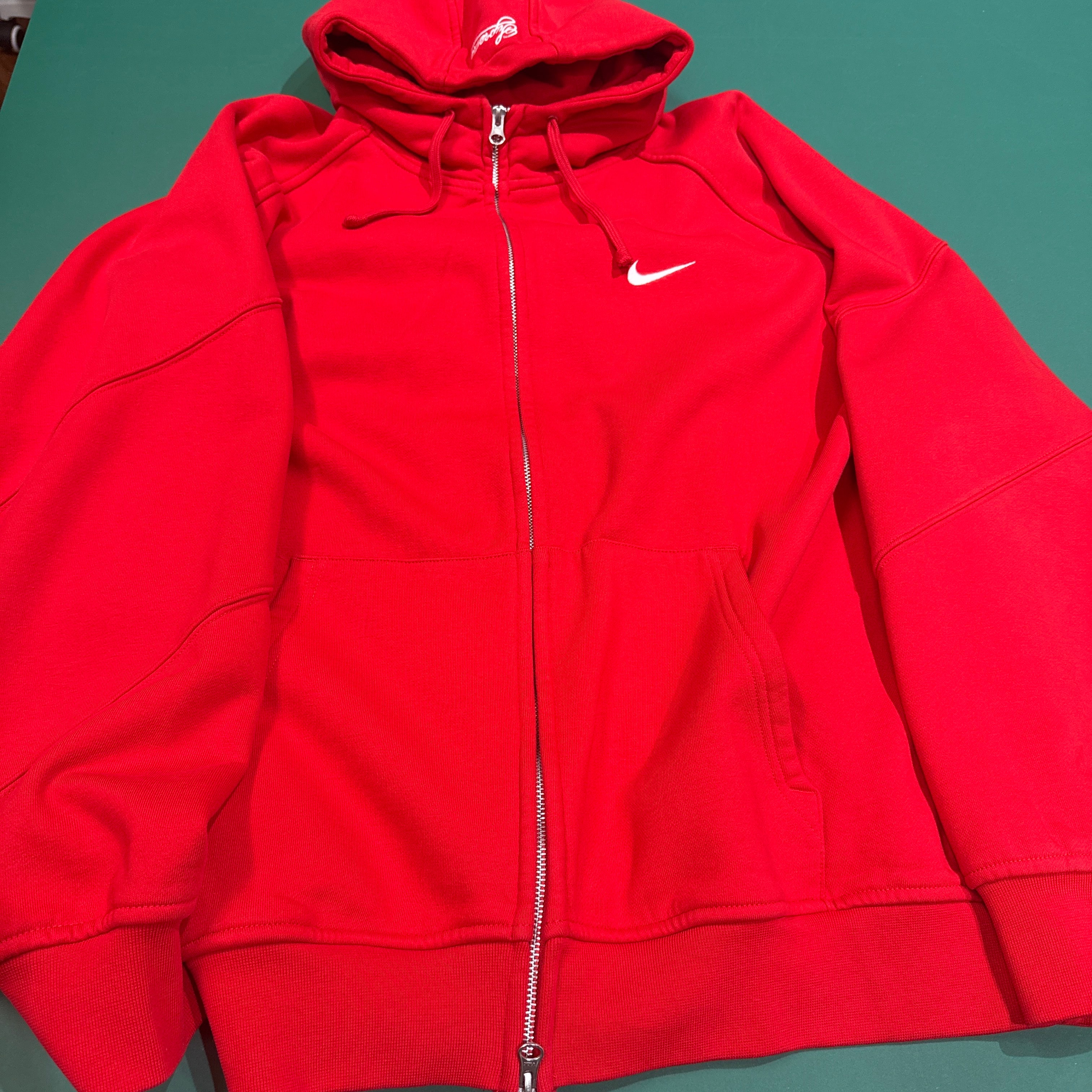 Supreme x Nike Zip Up Hooded Sweatshirt "Red"