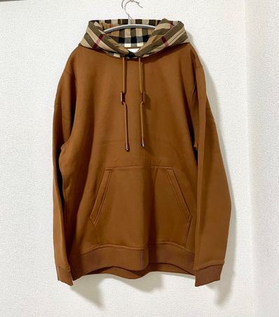 【新品】BURBERRY(バーバリー) パーカー