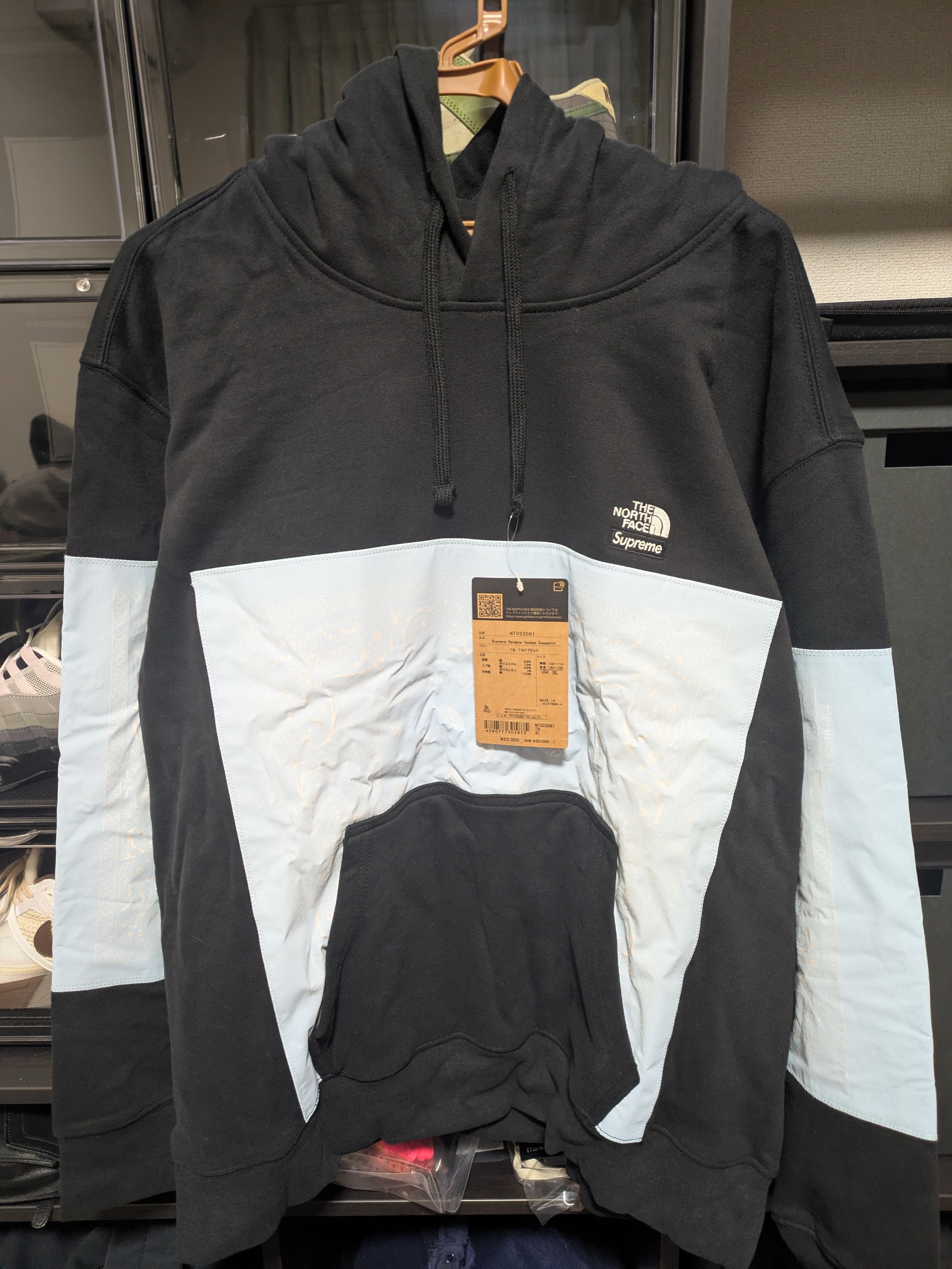 シュプリーム x ザノースフェイス バンダナ フーディー スウェットシャツ "ブラック" NT02208I / NF0A7WXC