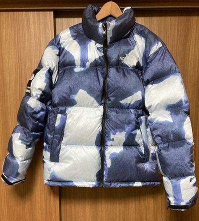 Supreme x The North Face Bleached Denim Print Nuptse Jacket "Indigo"