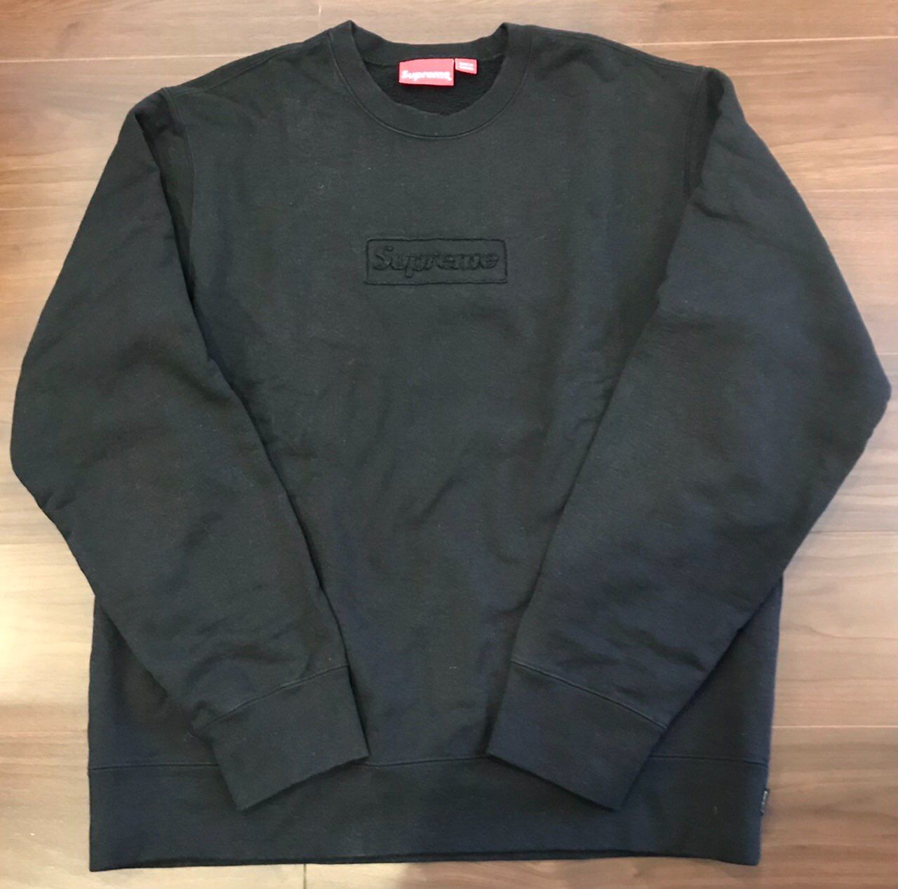 Supreme Cutout Logo Crewneck "Black"
