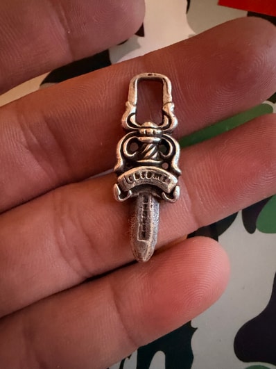 Chrome Hearts #5 Dagger Charm Zip 1 "Silver"