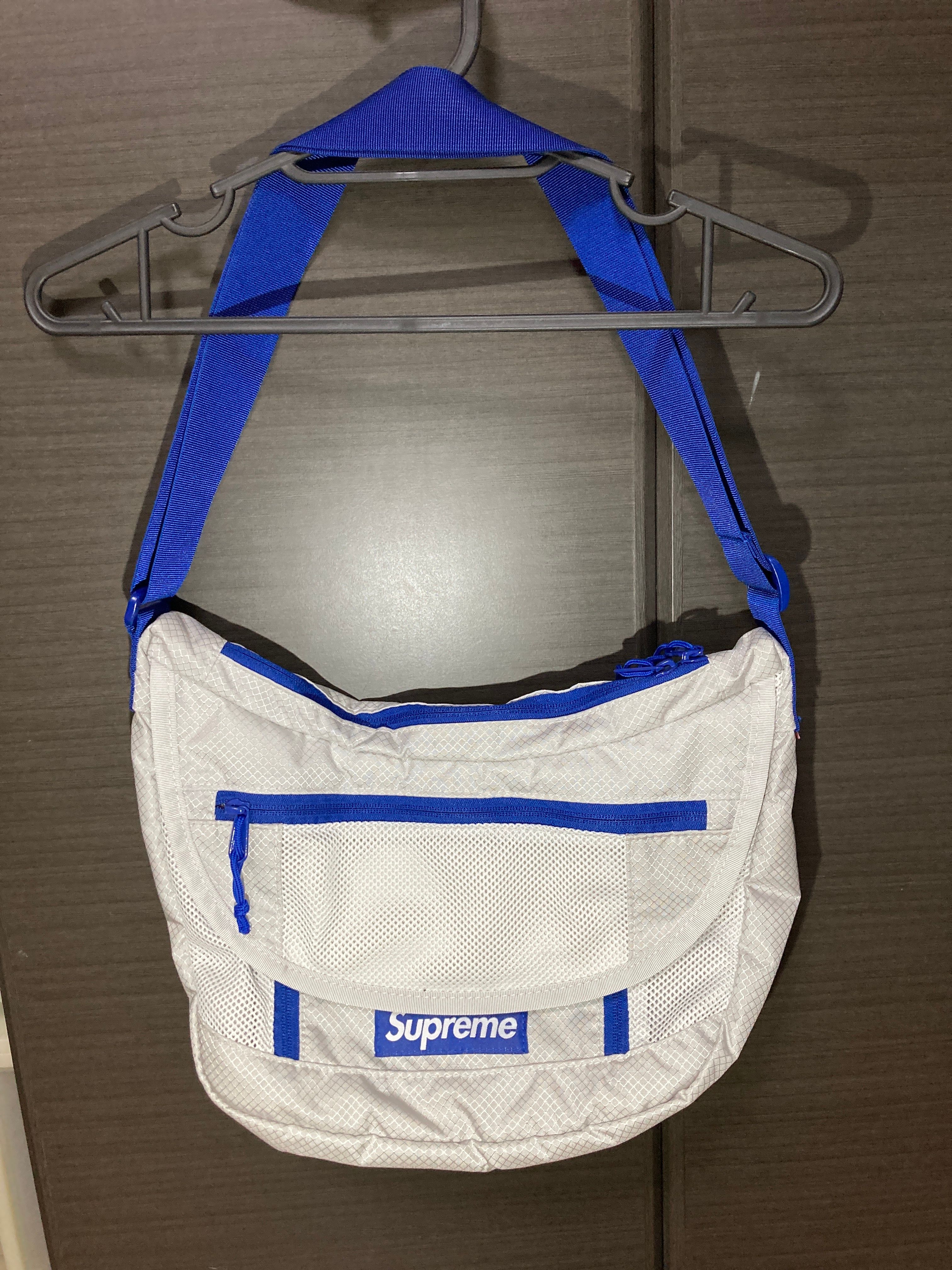 Supreme 2022ss Small Messenger Bag "Silver"