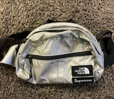Supreme x The North Face Metallic Roo II Lumber Pack "Silver"