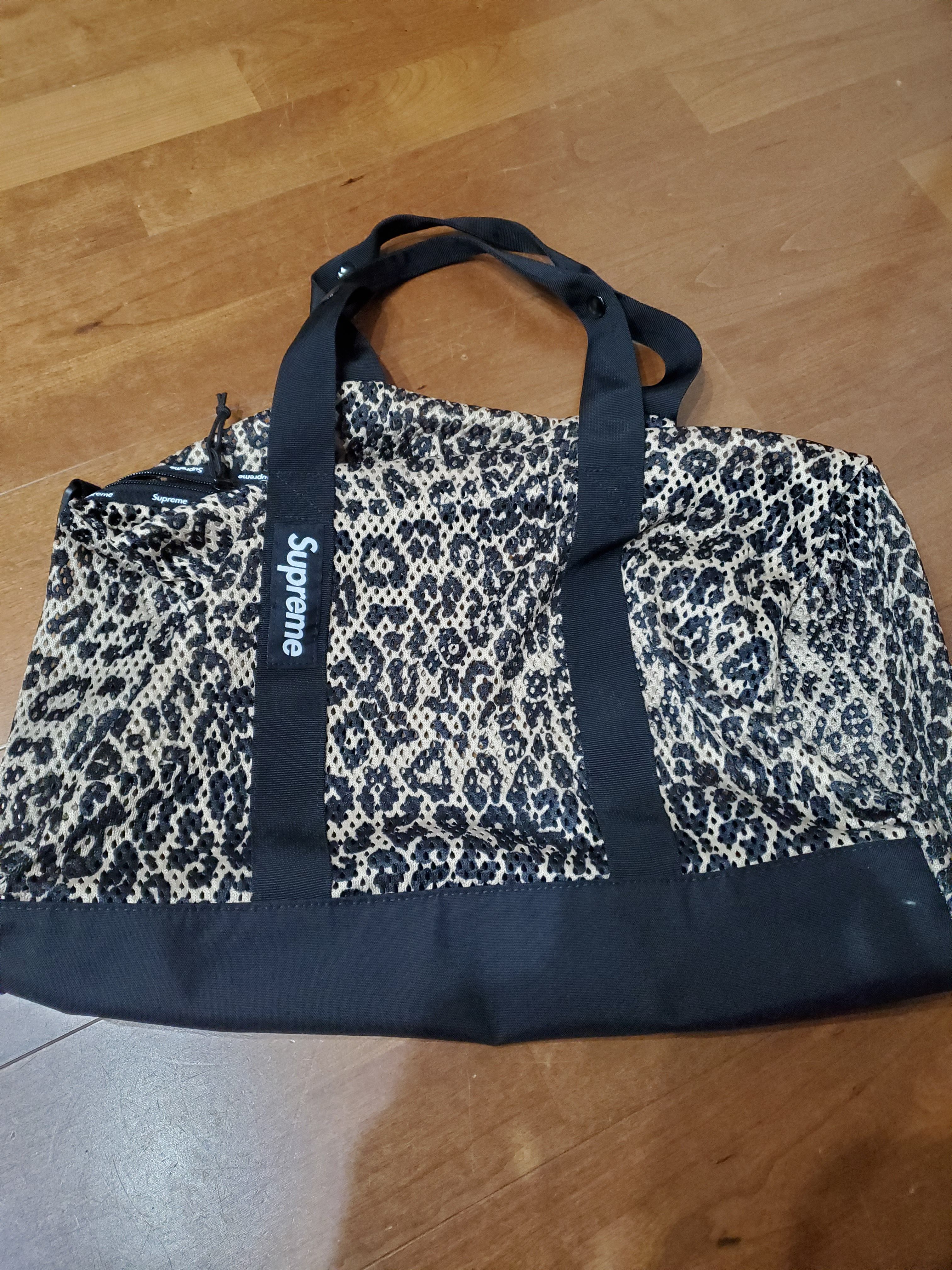 Supreme Mesh Duffle Bag "Leopard"