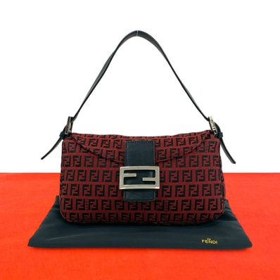 FENDI フェンディ ズッキーノ FF 柄 キャンバス レザー ショルダーバッグ レッド
86600