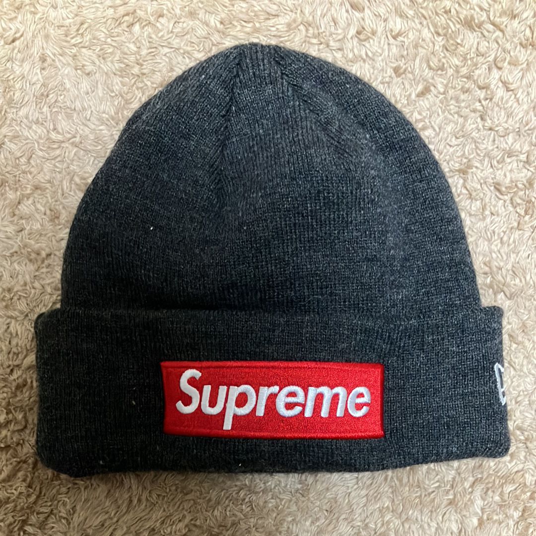 Supreme New Era® Box Logo Beanie "Charcoal" (21FW)