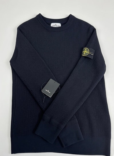 【STONE ISLAND】プーリップ ウール クルーネック ニット