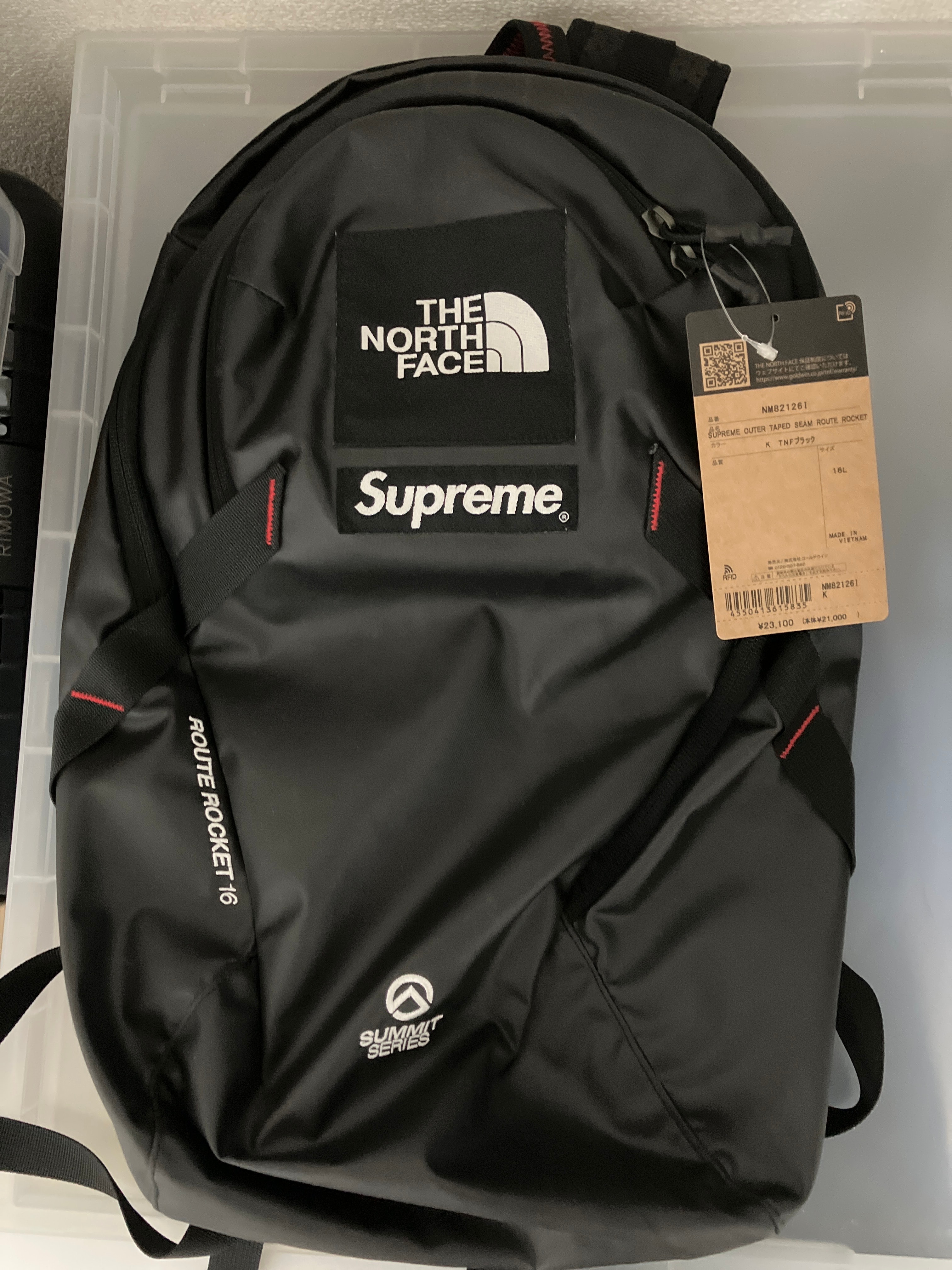 Supreme x The North Face Summit Series Outer Tape Seam Route Rocket Backpack "Black"