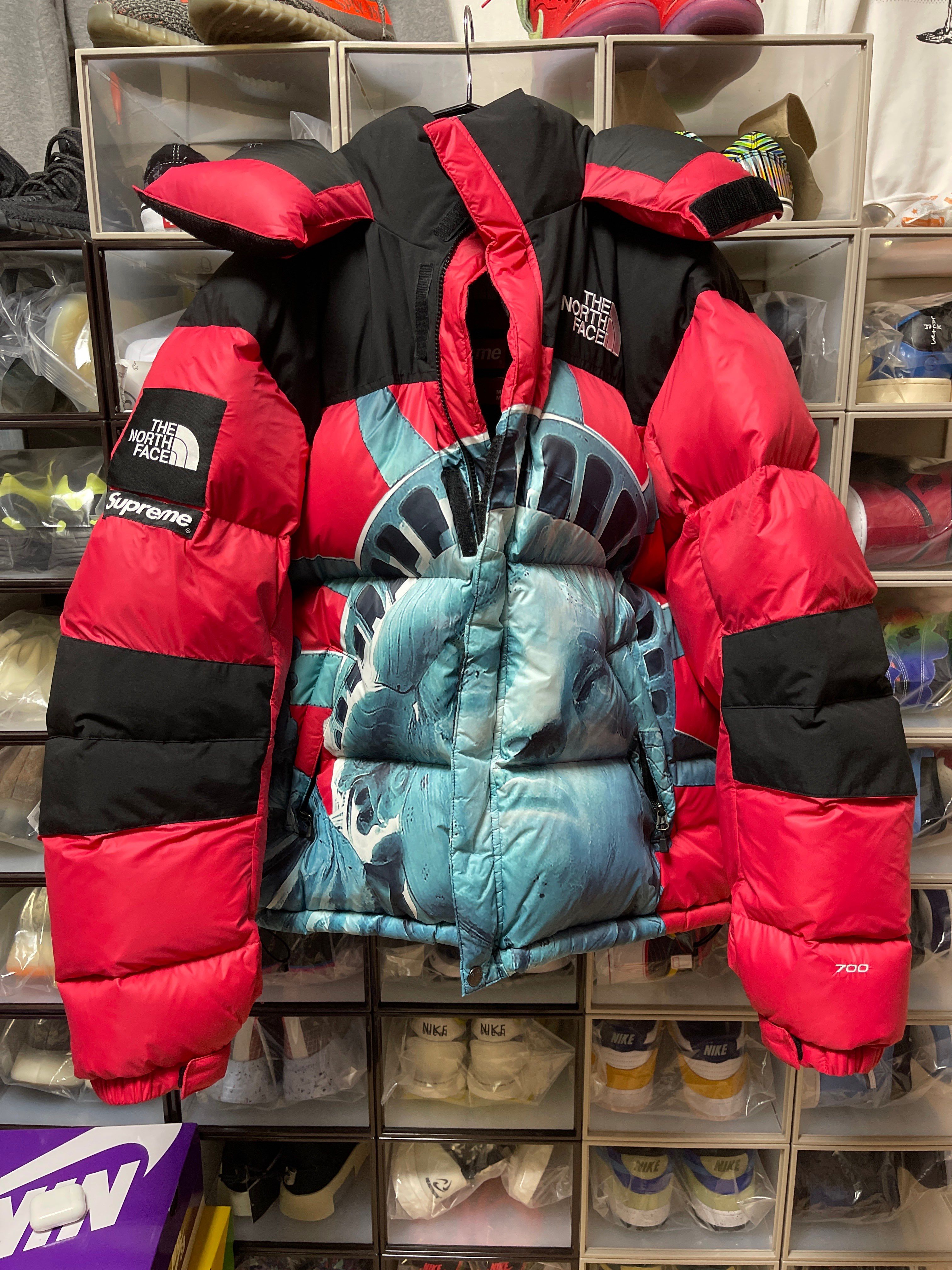Supreme x The North Face Statue of Liberty Baltoro Jacket "Red"