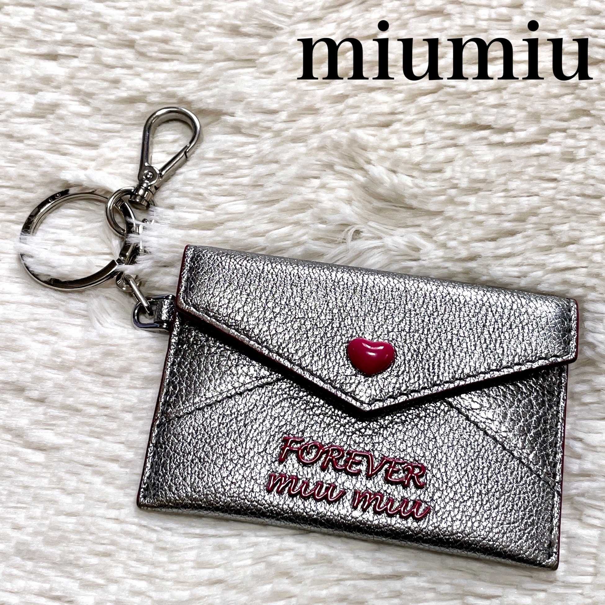 極美品 miumiu ミュウミュウ レター マドラス カードケース 財布 ハート