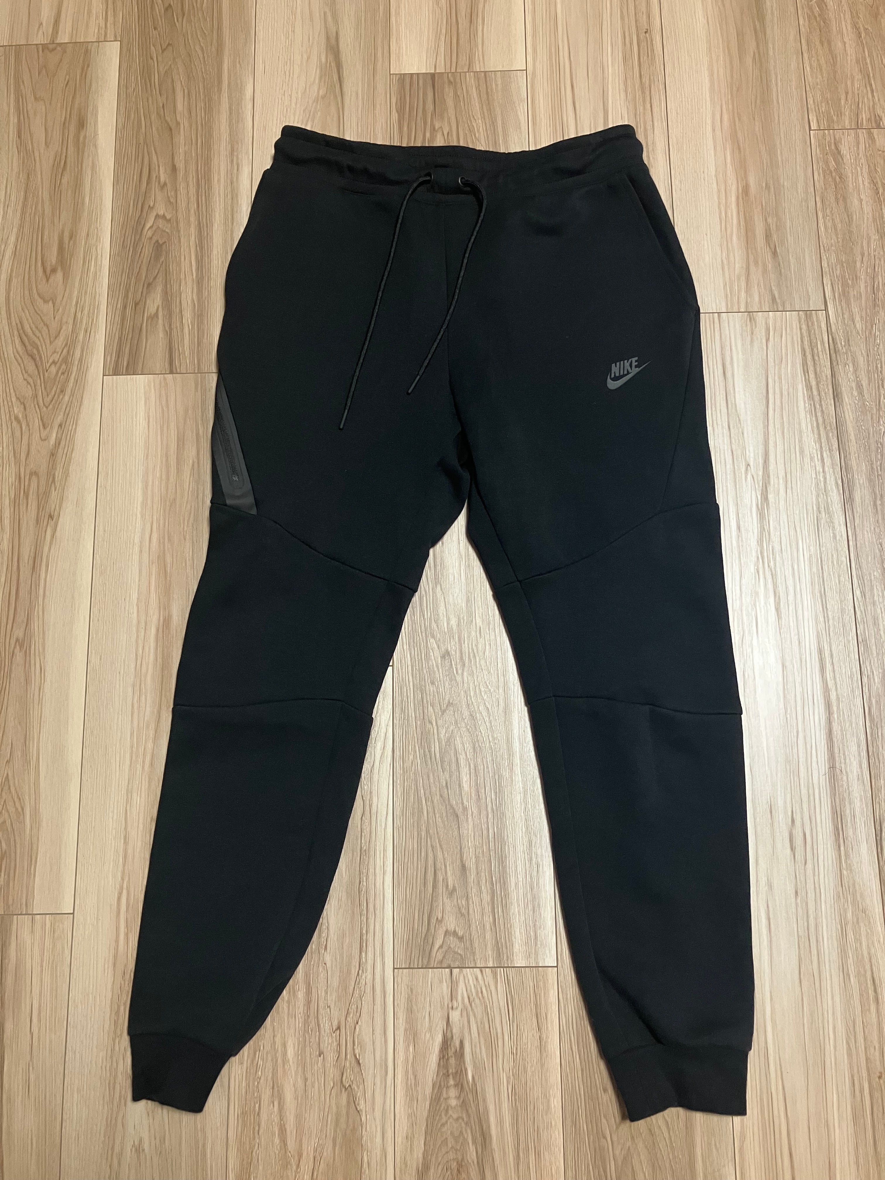 Nike Tech Fleece Pants "Black"
