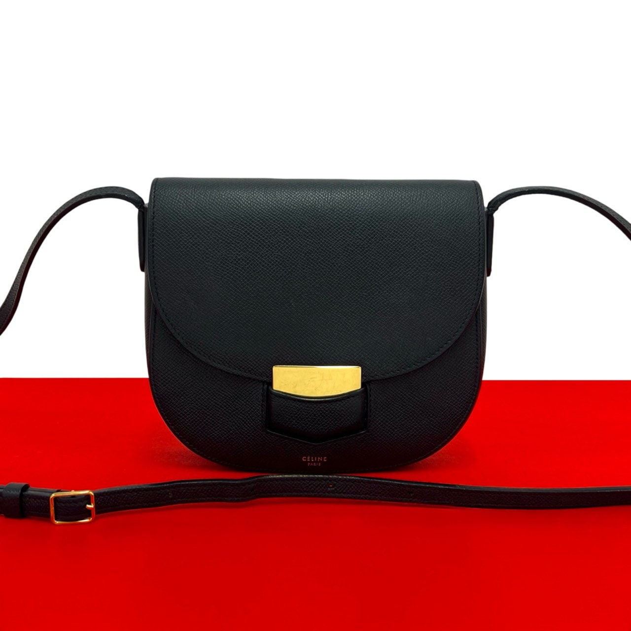 CELINE セリーヌ トロッター スモール レザー ショルダーバッグ ブラック
26516